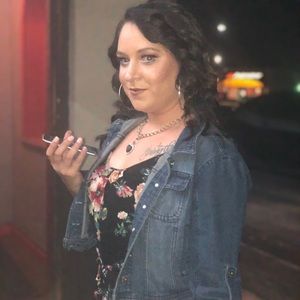 Meet your Posher, Jeanann